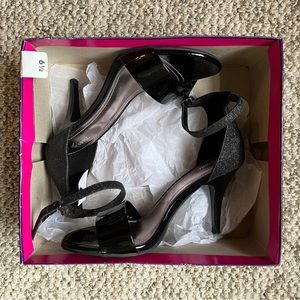 Black Sparkly Heels (nwt)